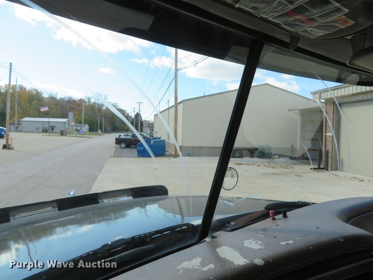 image for item FP9450 2007 Mack CHN613  semi truck