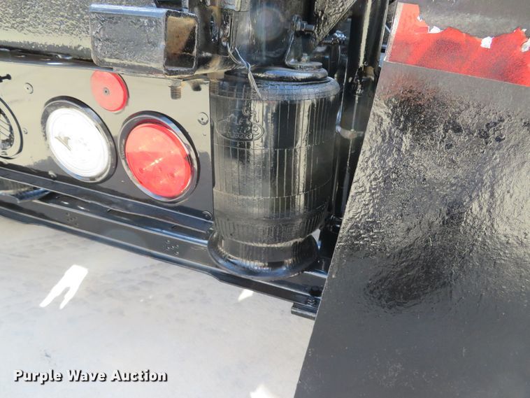 image for item FP9450 2007 Mack CHN613  semi truck