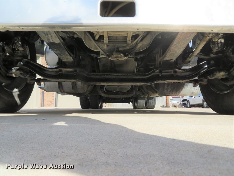 image for item FP9450 2007 Mack CHN613  semi truck