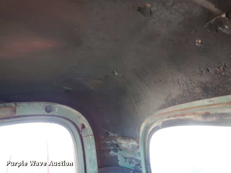 image for item HU9329 1957 Mack B63  truck cab and chassis