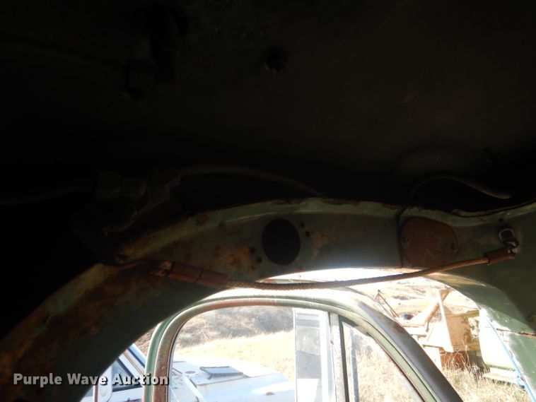 image for item HU9329 1957 Mack B63  truck cab and chassis