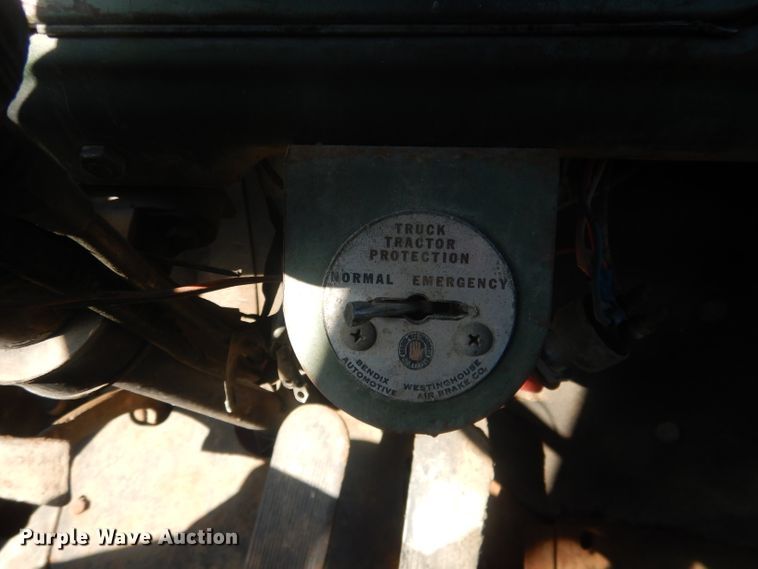 image for item HU9329 1957 Mack B63  truck cab and chassis