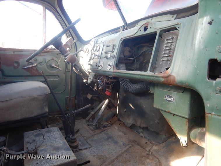 image for item HU9329 1957 Mack B63  truck cab and chassis
