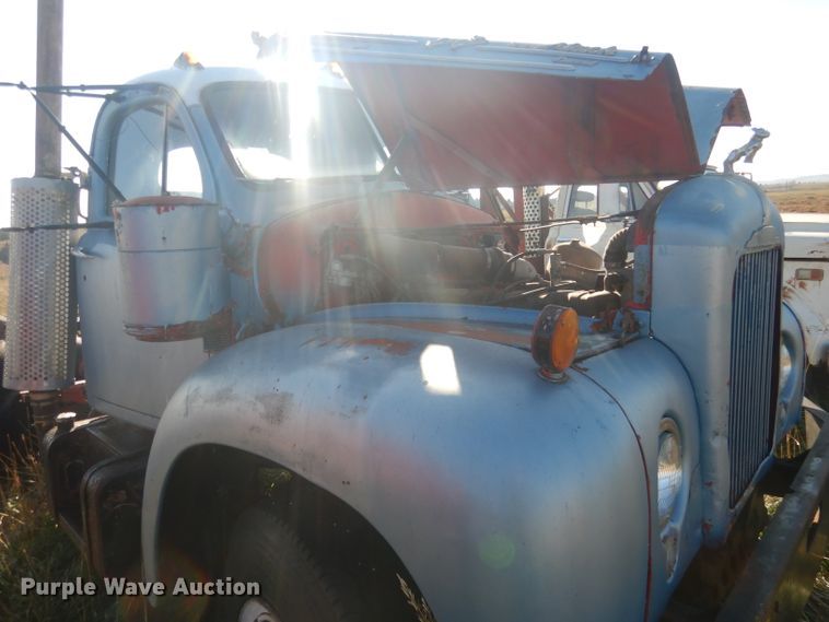 image for item HU9329 1957 Mack B63  truck cab and chassis