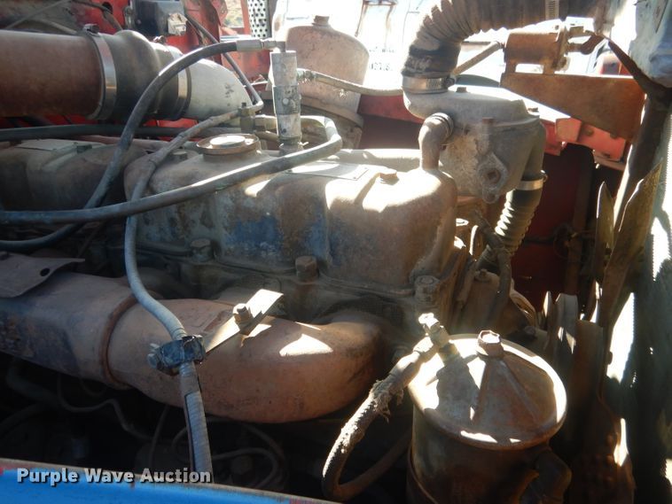 image for item HU9329 1957 Mack B63  truck cab and chassis