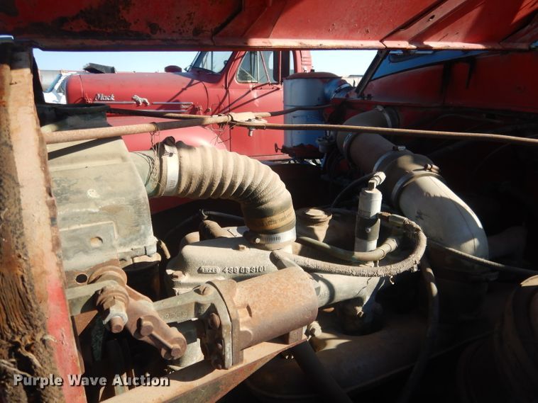 image for item HU9329 1957 Mack B63  truck cab and chassis