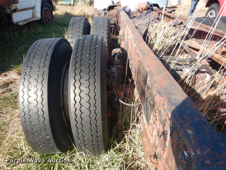 image for item HU9329 1957 Mack B63  truck cab and chassis