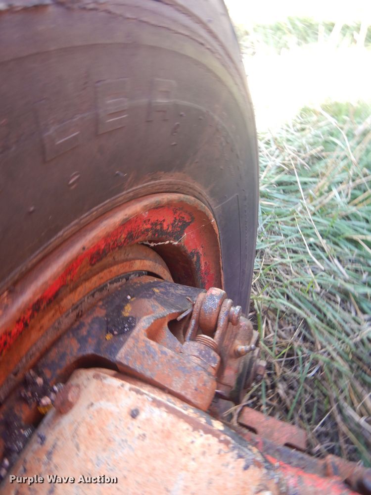 image for item HU9329 1957 Mack B63  truck cab and chassis