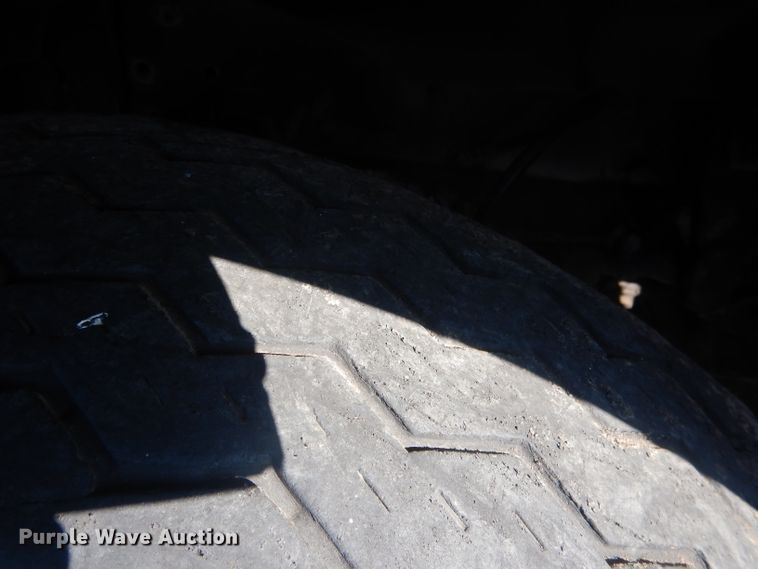 image for item HU9329 1957 Mack B63  truck cab and chassis