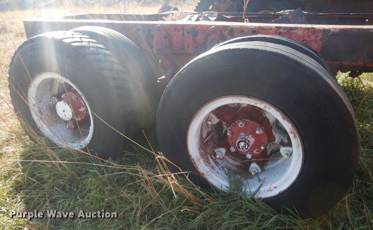 image for item HU9329 1957 Mack B63  truck cab and chassis