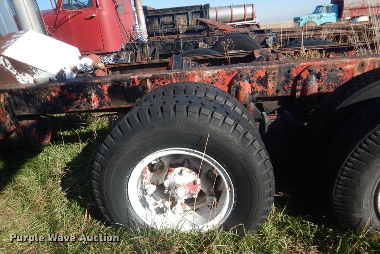 image for item HU9329 1957 Mack B63  truck cab and chassis