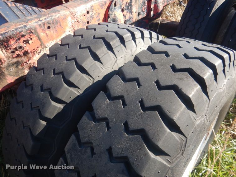 image for item HU9329 1957 Mack B63  truck cab and chassis