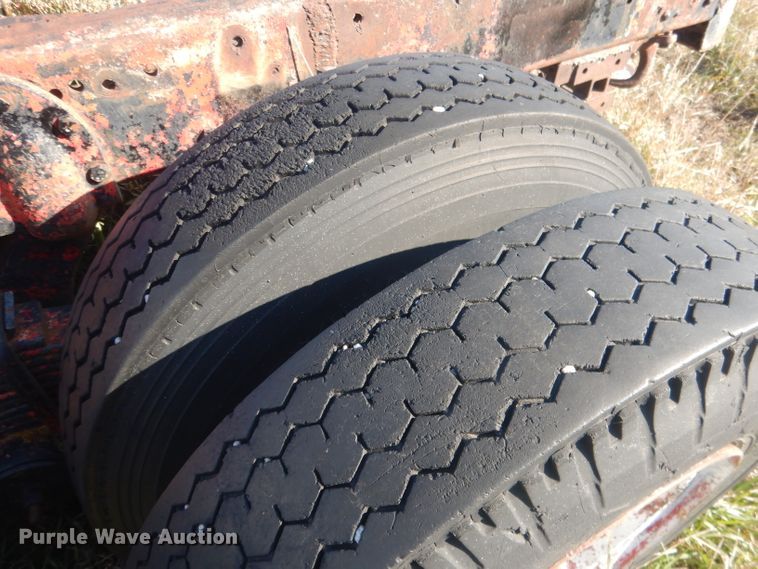 image for item HU9329 1957 Mack B63  truck cab and chassis