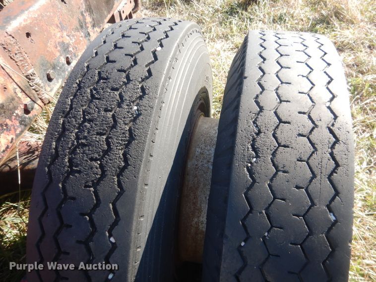 image for item HU9329 1957 Mack B63  truck cab and chassis