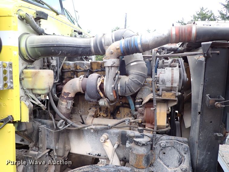 image for item IC9605 1995 Peterbilt 378  semi truck