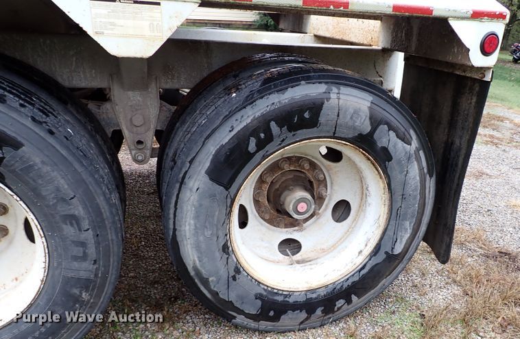 image for item IC9606 2008 Manac SBD-240  bottom dump trailer