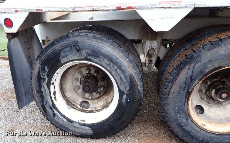 image for item IC9606 2008 Manac SBD-240  bottom dump trailer