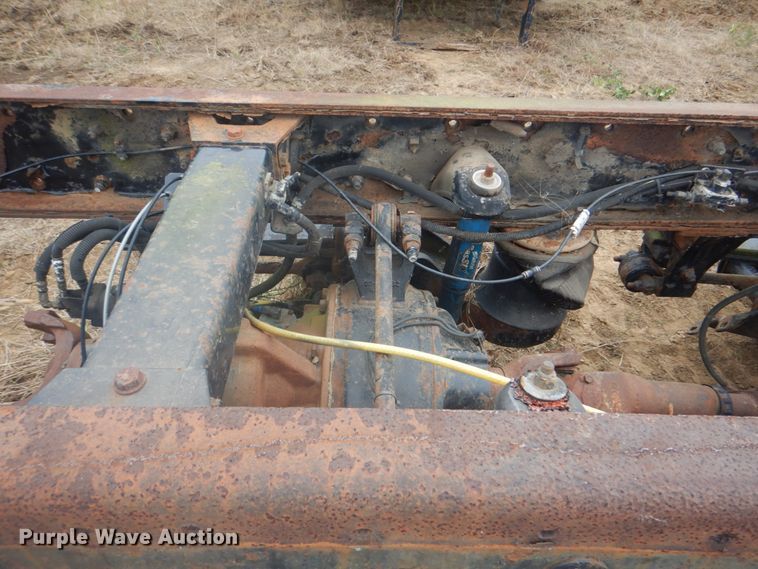 image for item ID9161 Peterbilt  truck frame