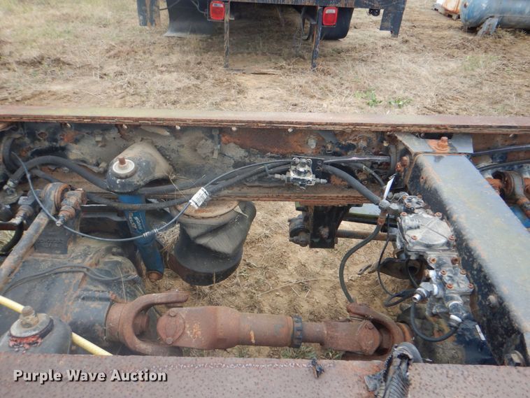 image for item ID9161 Peterbilt  truck frame