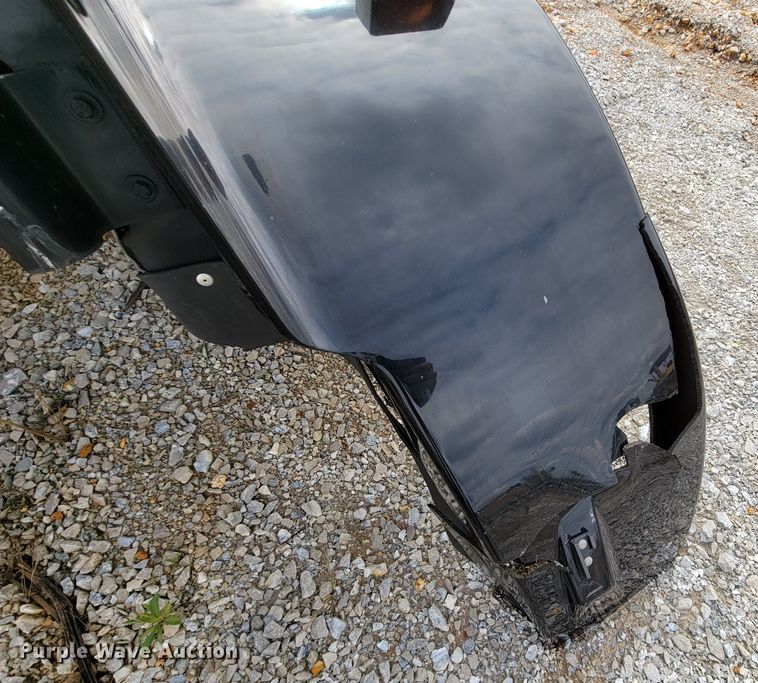 image for item ID9498 Kenworth T800  hood