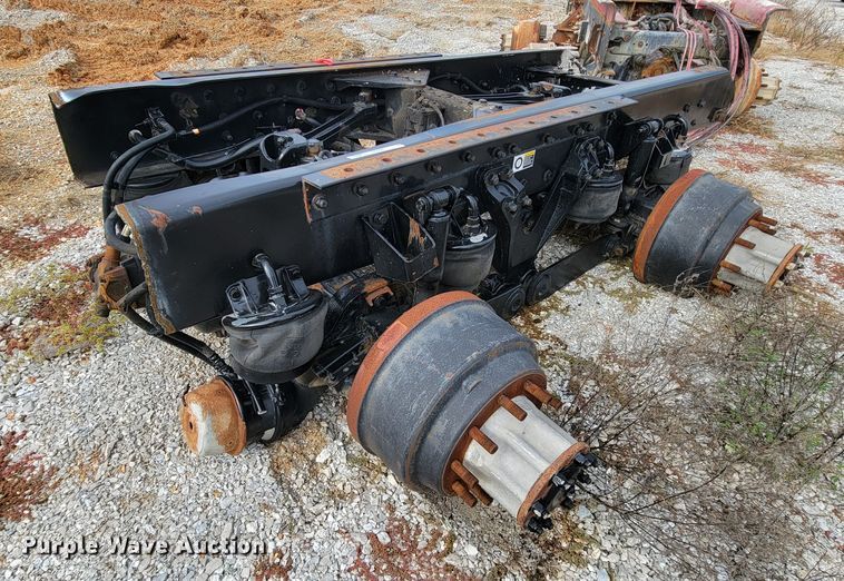 image for item ID9508 2014 Kenworth T800  tandem axle assembly