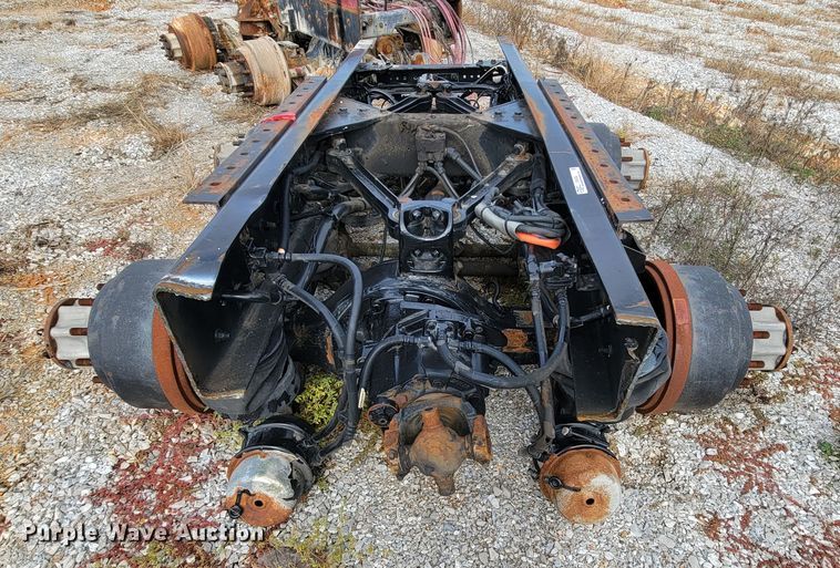 image for item ID9508 2014 Kenworth T800  tandem axle assembly