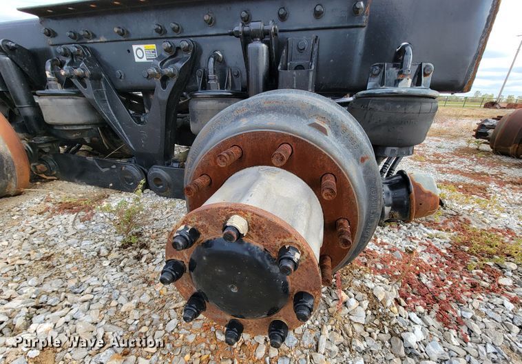 image for item ID9508 2014 Kenworth T800  tandem axle assembly