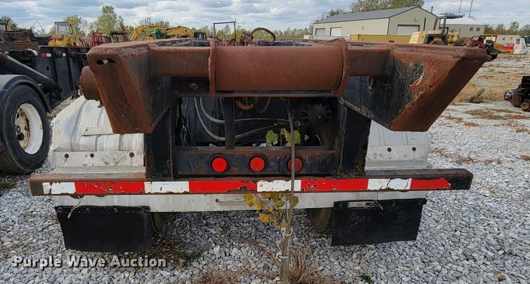image for item ID9510 1994 Clement  roll-off container trailer