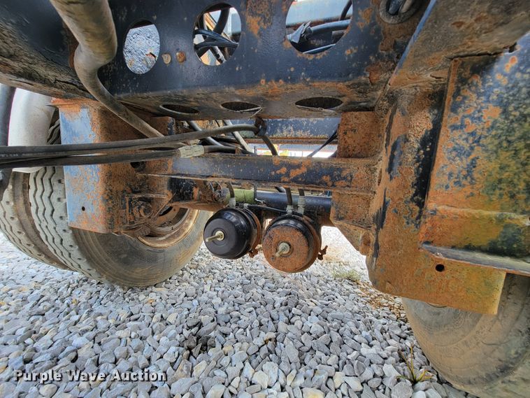 image for item ID9510 1994 Clement  roll-off container trailer