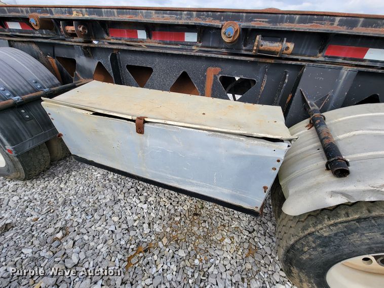 image for item ID9510 1994 Clement  roll-off container trailer