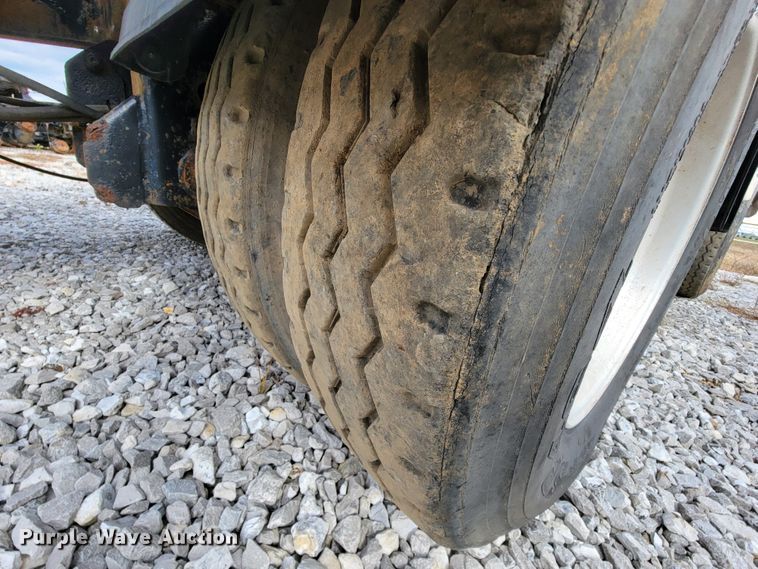 image for item ID9510 1994 Clement  roll-off container trailer