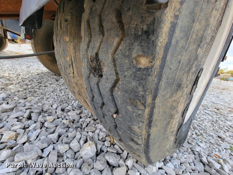 image for item ID9510 1994 Clement  roll-off container trailer