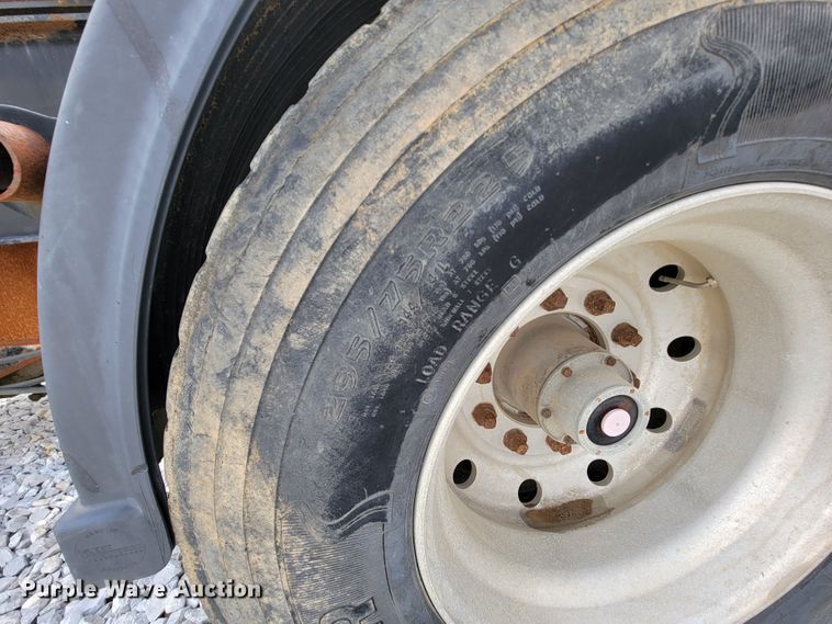 image for item ID9510 1994 Clement  roll-off container trailer