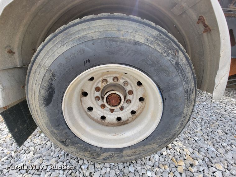 image for item ID9510 1994 Clement  roll-off container trailer