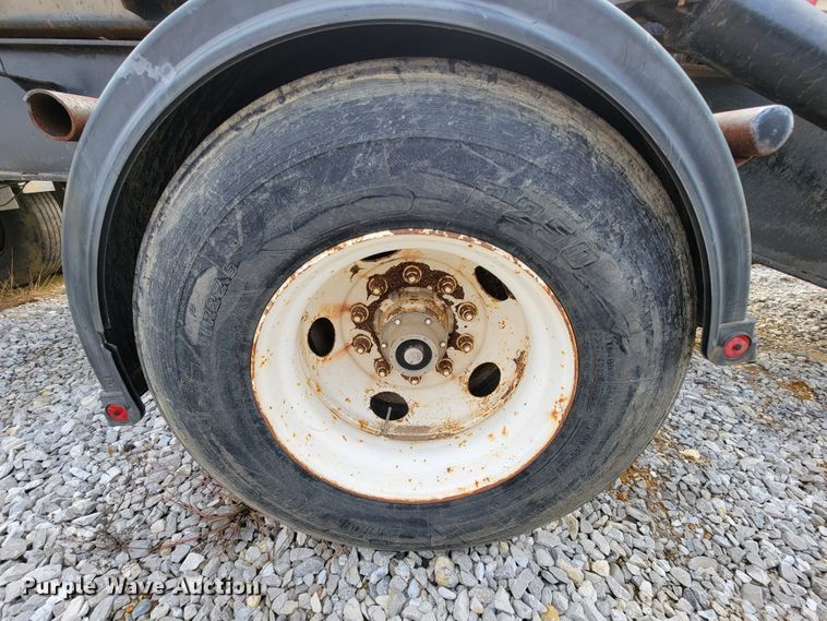 image for item ID9511 1999 Galbreath AC2-0R-470  roll-off container trailer