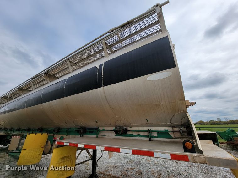 image for item ID9530 1990 Ledwell LW40 APW  feed delivery trailer