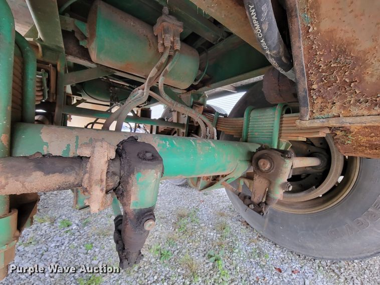 image for item ID9530 1990 Ledwell LW40 APW  feed delivery trailer