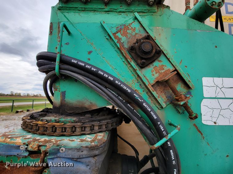 image for item ID9530 1990 Ledwell LW40 APW  feed delivery trailer