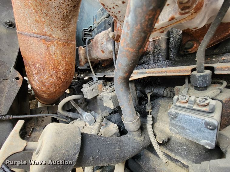 image for item ID9533 2001 Mack CX613 Vision  semi truck