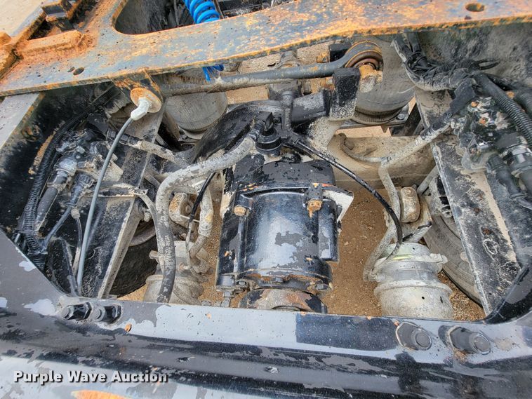 image for item ID9533 2001 Mack CX613 Vision  semi truck