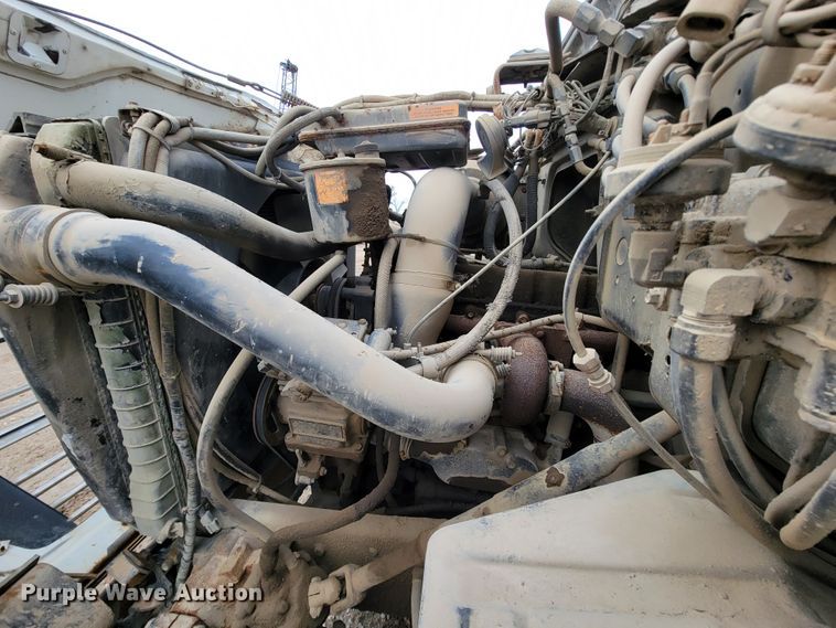 image for item ID9534 1991 Ford LN8000  dump flatbed truck