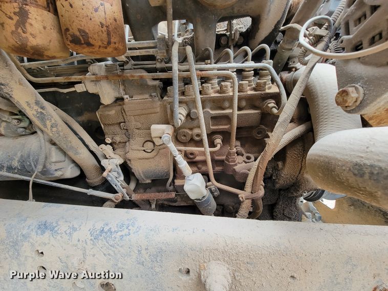 image for item ID9534 1991 Ford LN8000  dump flatbed truck