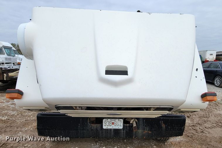 image for item ID9534 1991 Ford LN8000  dump flatbed truck