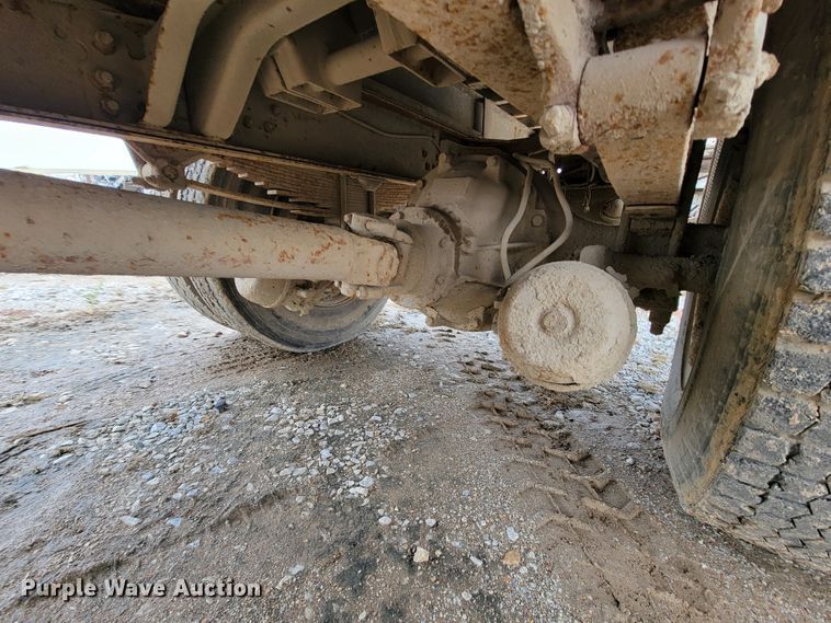 image for item ID9534 1991 Ford LN8000  dump flatbed truck