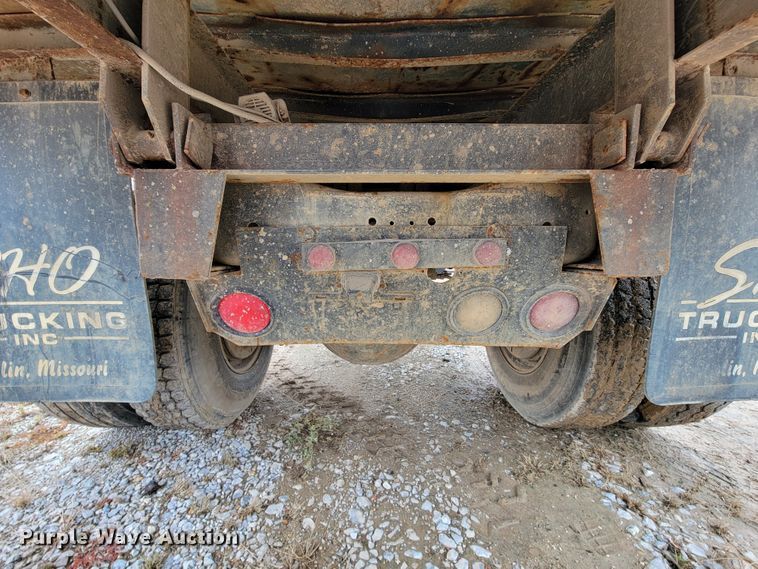 image for item ID9534 1991 Ford LN8000  dump flatbed truck