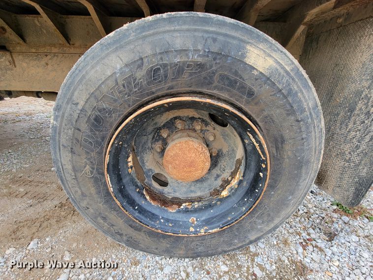 image for item ID9534 1991 Ford LN8000  dump flatbed truck