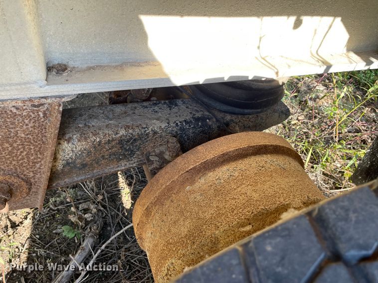 image for item IK9590 1998 RAM  end dump trailer