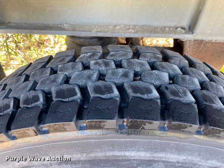 image for item IK9590 1998 RAM  end dump trailer