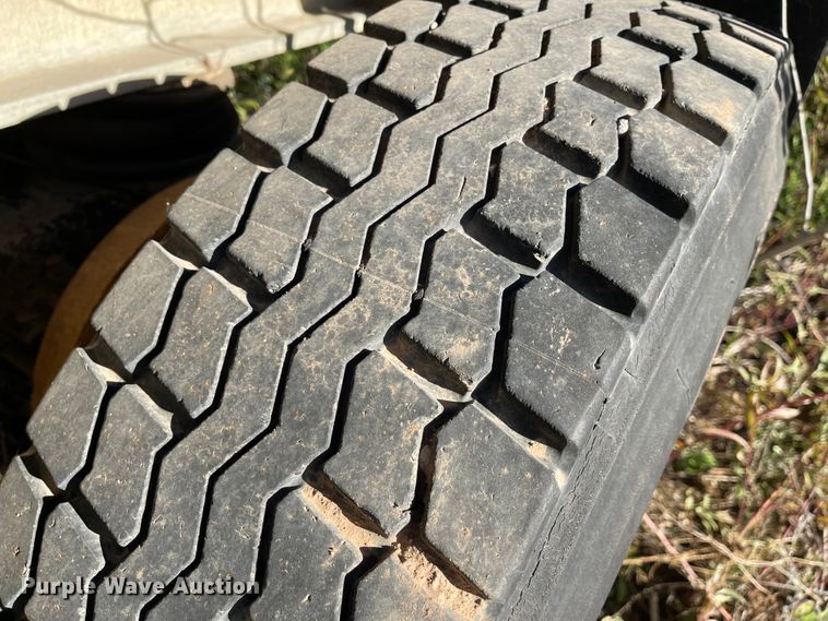 image for item IK9590 1998 RAM  end dump trailer