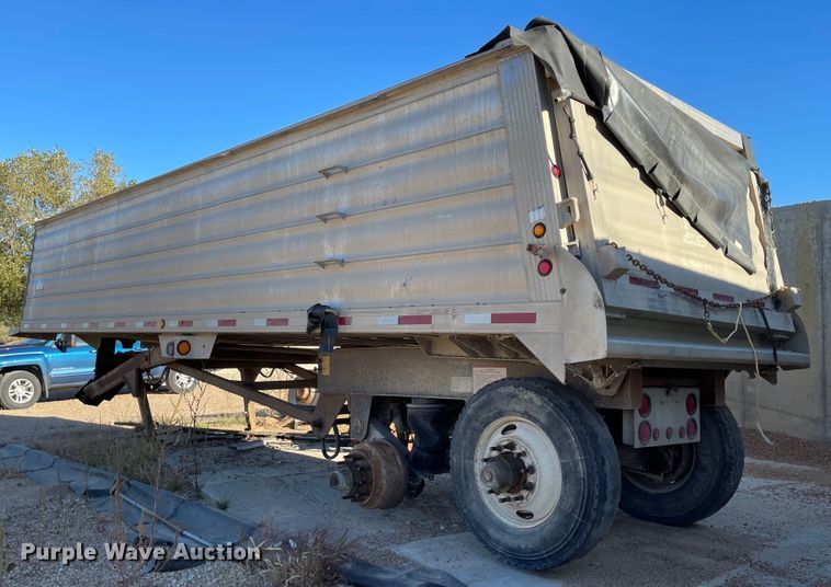 image for item IK9591 2008 Travis  end dump trailer